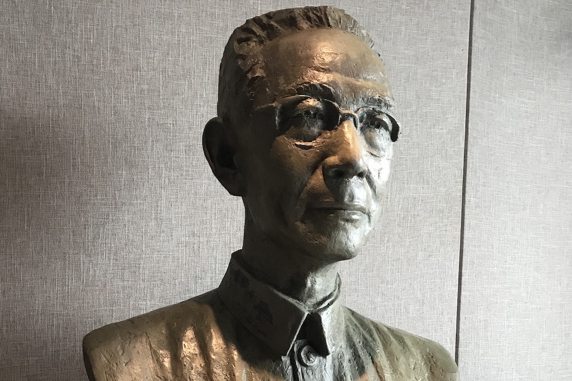 著名人像雕塑-吕叔湘